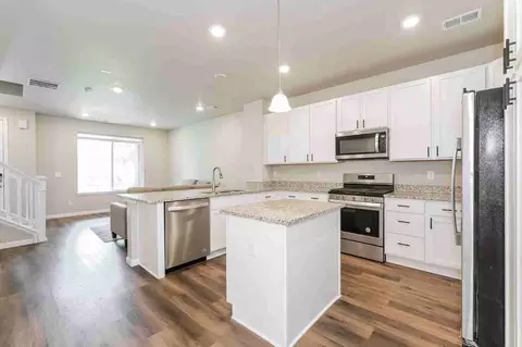 14933 E Belleview Dr, Aurora, CO 80015