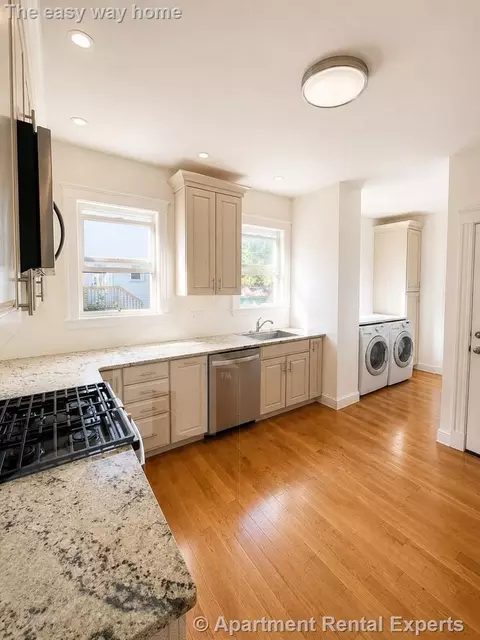 41 Jaques St #1, Somerville, MA 02145