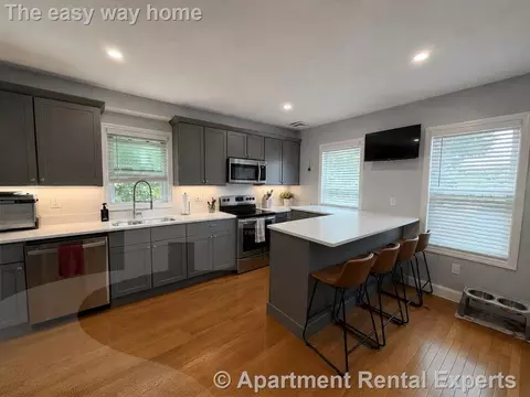 5 Murray St, Wakefield, MA 01880