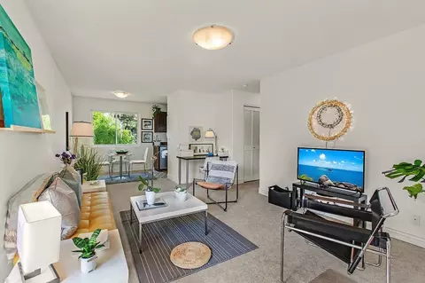 4970 Cherry Ave #215, San Jose, CA 95118