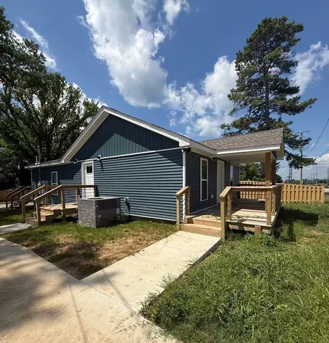 2108 Veterans Dr, Florence, AL 35630
