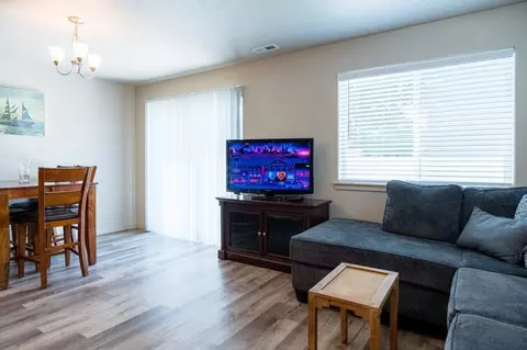5706 W 1st Pl #1514869P, Kennewick, WA 99336