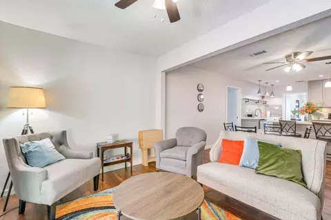 3731 Alsace St #1560804P, Houston, TX 77021