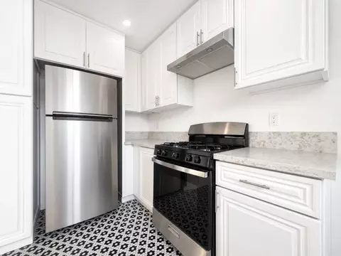 2106 Delaware Ave #B, Santa Monica, CA 90404