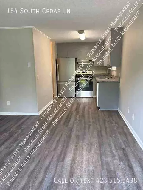 154 S Cedar Ln, Fort Oglethorpe, GA 30742