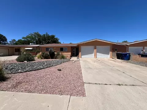 1109 Chama St NE, Albuquerque, NM 87110