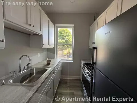 74 Kirkland St #24, Cambridge, MA 02138