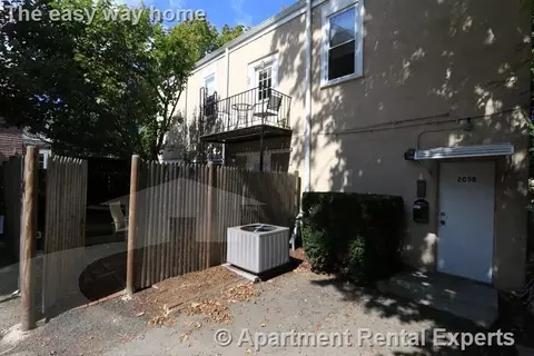 205 Highland Ave # B, Somerville, MA 02143