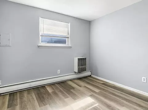 505 N White Horse Pike, Magnolia, NJ 08049