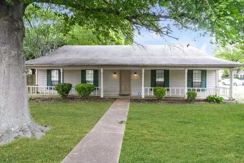 6708 Henredon Dr, Memphis, TN 38141