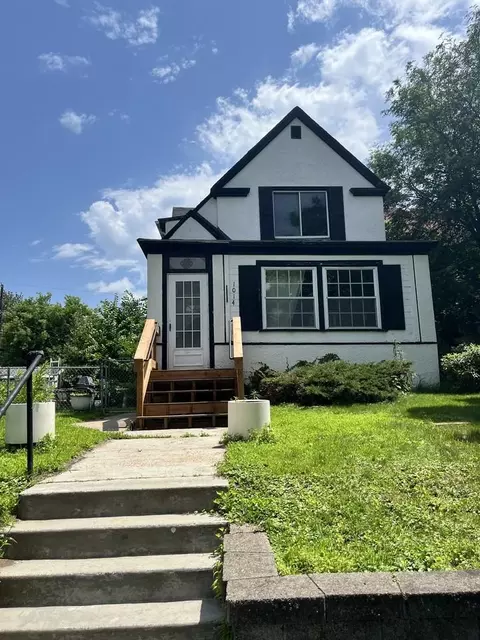 1014 24th Ave SE #2, Minneapolis, MN 55414