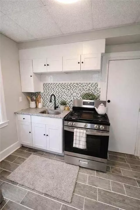 123 Cottage St, Pawtucket, RI 02860