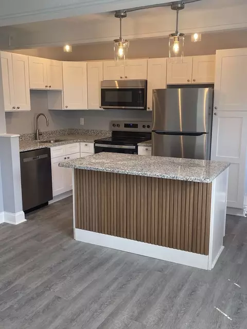 1365 Dennison Ave #1371, Columbus, OH 43201