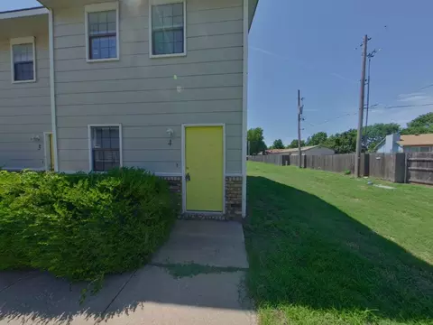 3227 S Illinois Ave #4, Wichita, KS 67217