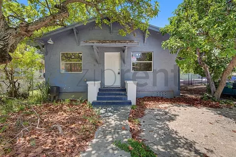 238 NE 57th St, Miami, FL 33137