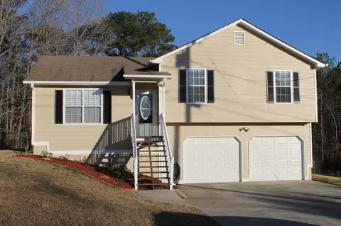 207 Cobblestone Ct, Douglasville, GA 30134