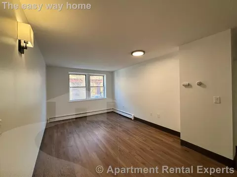 1 Franklin St #305, Somerville, MA 02145