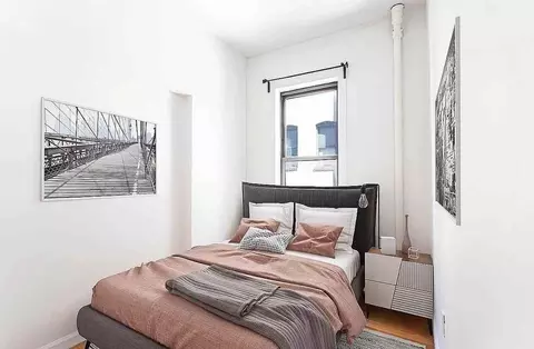 207 Madison St #13, New York, NY 10002