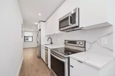 241 W 75th St #7, New York, NY 10023