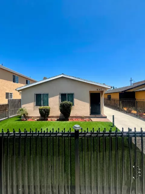 639 E 87th Pl, Los Angeles, CA 90003
