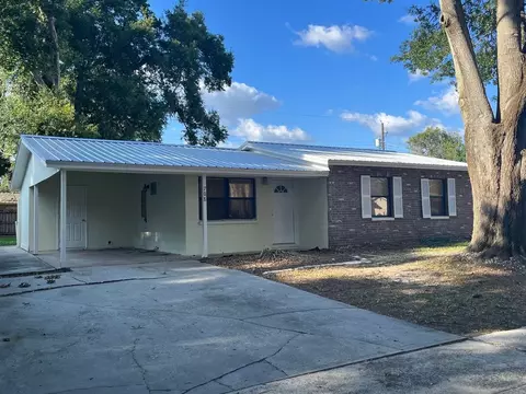 708 Fairmont Dr, Brandon, FL 33511