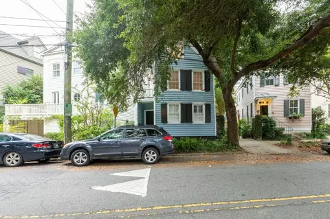 13 Elizabeth St #B, Charleston, SC 29403
