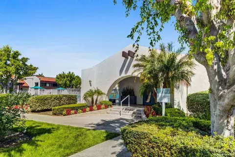 10522 Santa Gertrudes Ave, Whittier, CA 90603