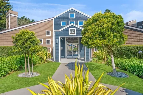 862 Campus Dr, Daly City, CA 94015