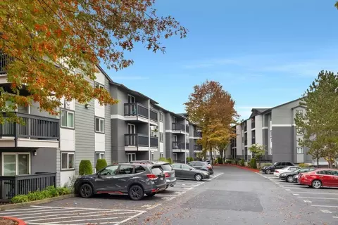 6802 Coal Creek Pkwy SE, Newcastle, WA 98059