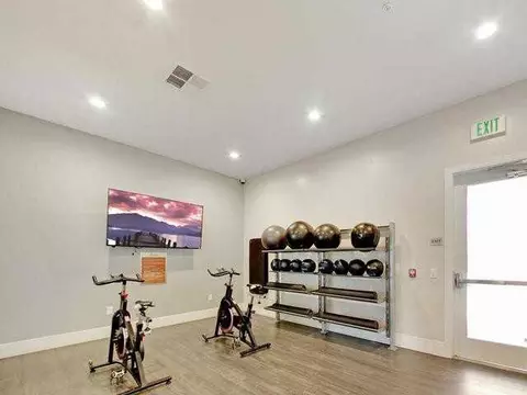 3250 Laurelhurst Dr, Rancho Cordova, CA 95670