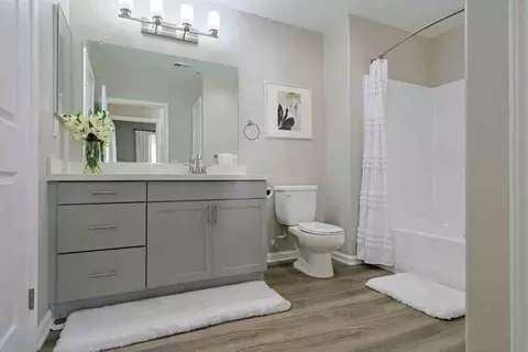 390 Paseo Camarillo, Camarillo, CA 93010