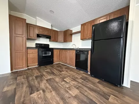 709 N Collins Fwy #129, Howe, TX 75459