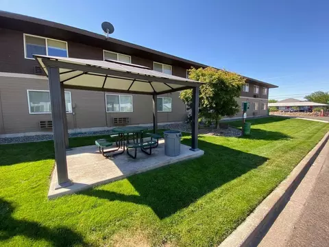 206 E 15th Ave #13, Ellensburg, WA 98926