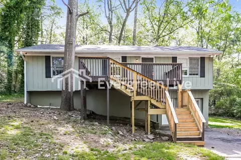 4428 Cary Dr, Snellville, GA 30039