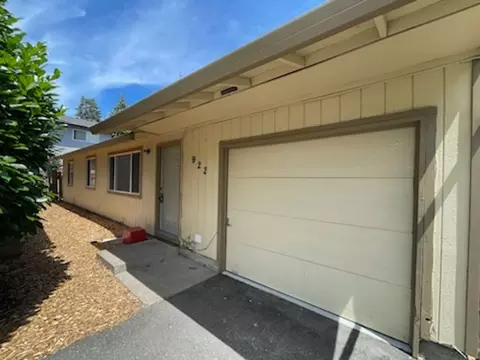 922 NE 21st Ave, Hillsboro, OR 97124
