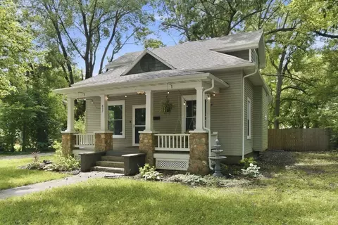 837 S Kentwood Ave, Springfield, MO 65802