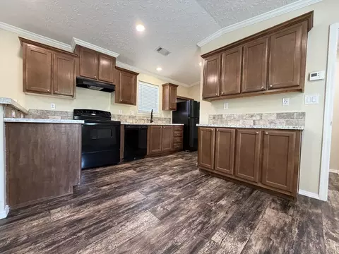 709 N Collins Fwy #213, Howe, TX 75459