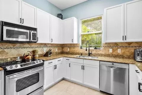1875 Highland Grove Dr, Delray Beach, FL 33445