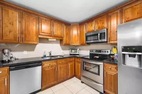 795 SE 17th St, Deerfield Beach, FL 33441