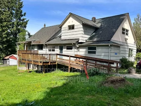 8339 State Ave, Bremerton, WA 98337