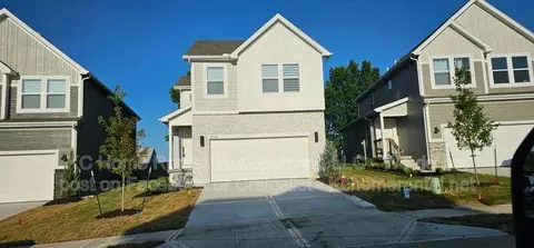 8716 SW Edgewater Dr, Blue Springs, MO 64064