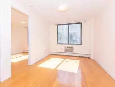 924 Metropolitan Ave #B6, Brooklyn, NY 11211
