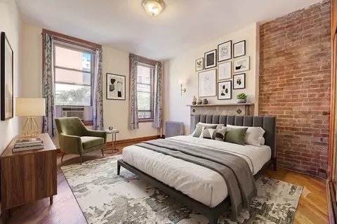 858 10th Ave #4N, New York, NY 10019