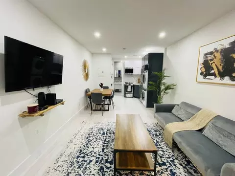 315 E 78th St #1021885P, New York, NY 10075