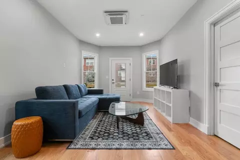 47 Sumner St #1564689P, Boston, MA 02125