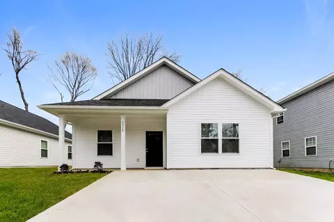 812 Cantwell St, Charlotte, NC 28208