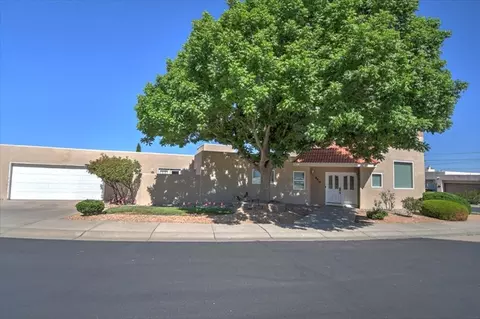 9010 Flushing Meadows Dr NE, Albuquerque, NM 87111