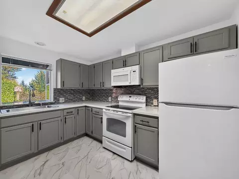 5025 S 167th St #1, Seatac, WA 98188