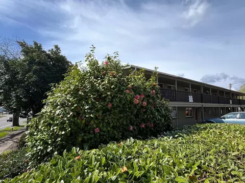 765 E 18th Ave #6, Eugene, OR 97401 photo 2