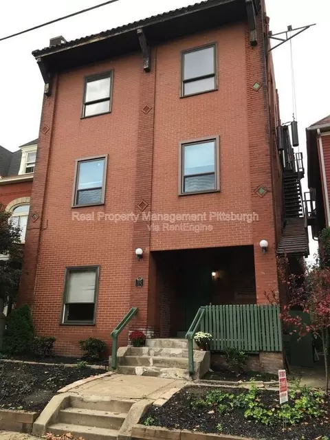 332 Lehigh Ave #1A, Pittsburgh, PA 15232